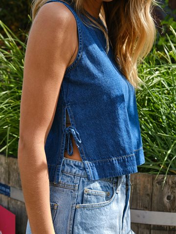 Neo Noir - Svetlana Top - Blue