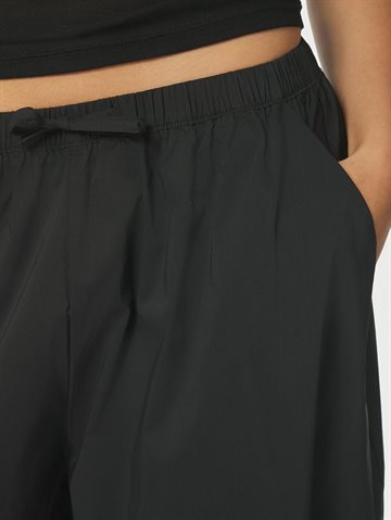 Neo Noir - Roxane Balloon Poplin Pants - Black 