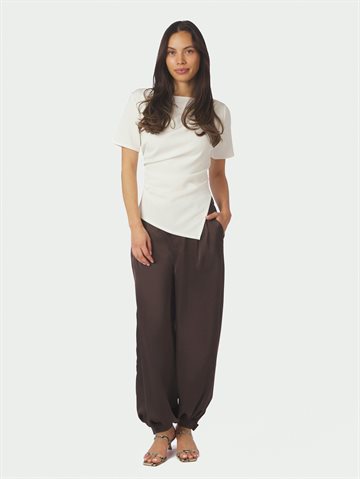 Neo Noir - Fayla Drapy Satin Balloon Pants - Dark Brown