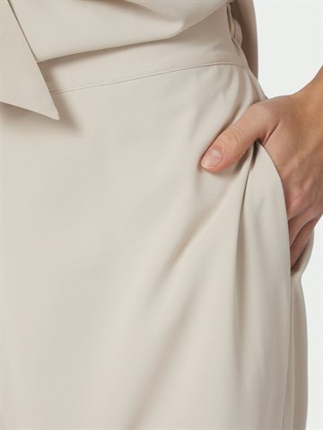 Neo Noir - Lunet Crepe Pants - Ivory