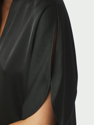 Neo Noir - Anelie Heavy Sateen Blouse - Black