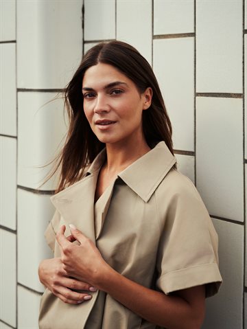 Neo Noir - Lisha Trench Vest - Taupe