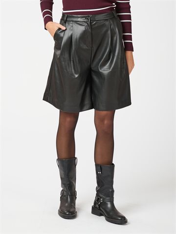 Neo Noir - Nika Bermuda Pu Shorts - Black