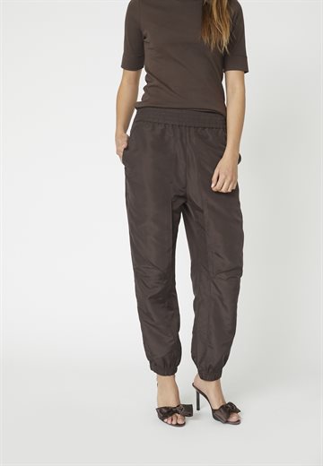 Co\' Couture - Trice Tech Pant - Dark Brown
