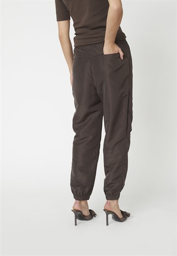 Co\' Couture - Trice Tech Pant - Dark Brown