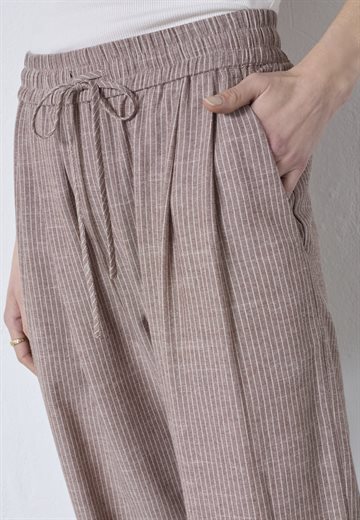 Co\' Couture - Jiho Stripe Pant - Brown