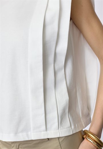 Co\' Couture - Zelli Padded Pleat Top - White