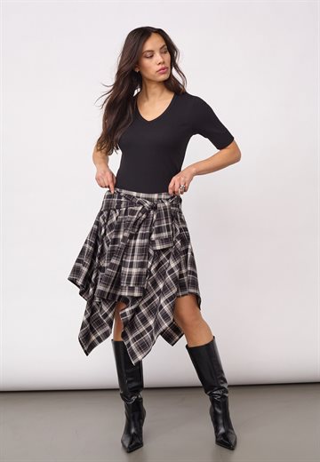 Co\' Couture - Dagny Check Tie Skirt - Black