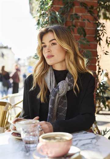 Hype The Detail - Triangle Scarf - Dark Grey