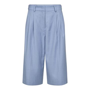 Co' Couture - Kiana Pin Pleat Bermuda - Pale Blue