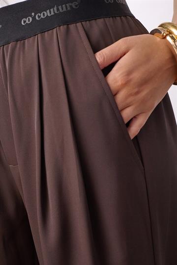 Co\' Couture - Alini Logo Pant - Dark Brown
