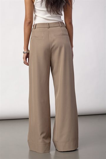 Co\' Couture - Luna Pleat Pant - Taupe