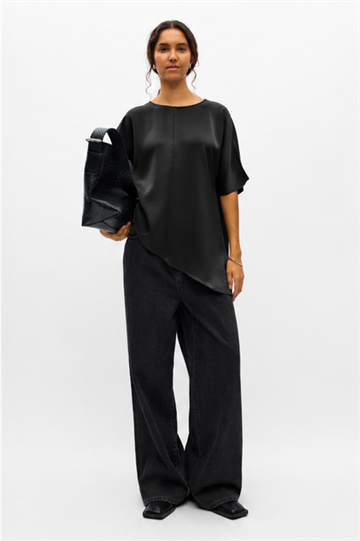 Object - Chilli SS Asymmetric Slit Top - Black