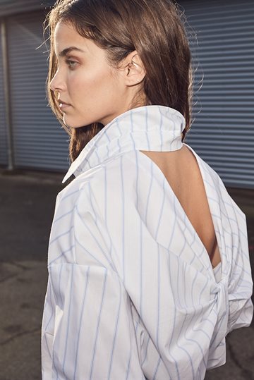 Haute L ' Amitié - Fine Line Twist Bow Shirt - Blue Stripe