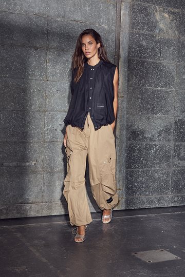 Haute L\' Amitié - Air Zip Pant - Walnut