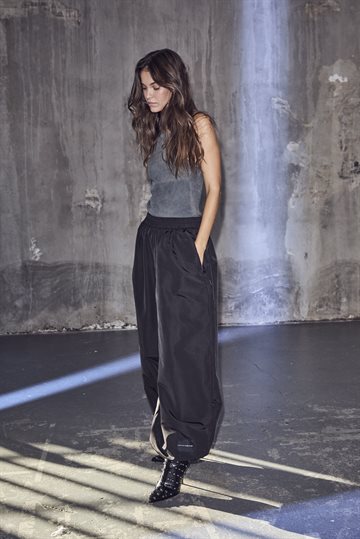 Haute L ' Amitié - Thalia Harem Pant - Black 