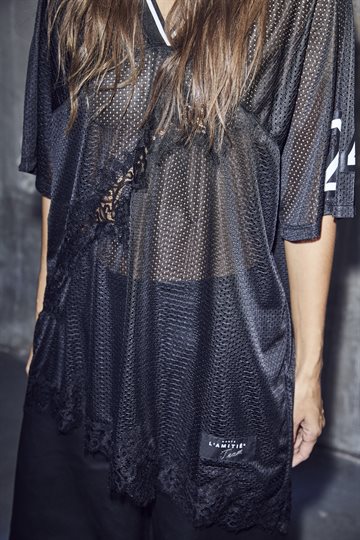 Haute L \' Amitié - Drift Asym Lace Tee - Black