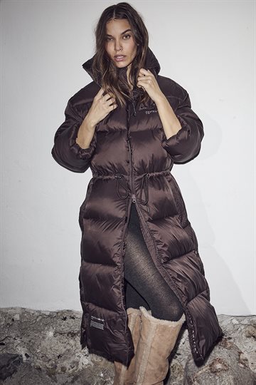 Haute L \' Amitié - Climb Long Puffer Jacket - Mocca