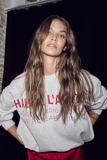 Haute L ' Amitié - Studio Logo Sweat - Pearl Melange Red