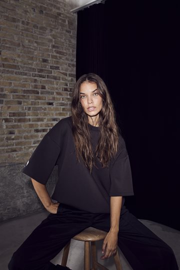 Haute L\' Amitié - Maxi Split SS Logo Sweat - Antracit