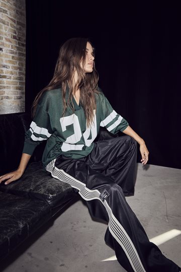Haute L \' Amitié - Drift Number Ls Tee - Sporty Green