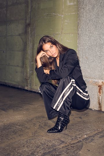 Haute L\' Amitié - Baggy Lurex Logo Tall Track Pants - Black