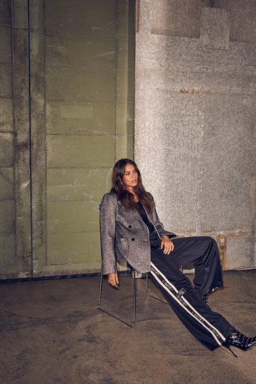 Haute L\' Amitié - Baggy Lurex Logo Tall Track Pants - Black