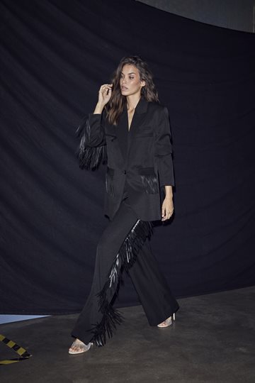 Haute L\' Amitié - Premiere Fringe Blazer - Black