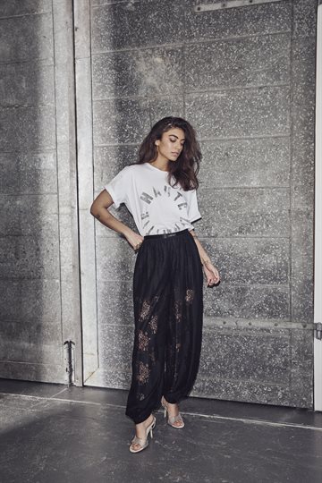 Haute L\' Amitié - Bella Lace Harem Pant - Black