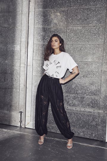 Haute L\' Amitié - Bella Lace Harem Pant - Black