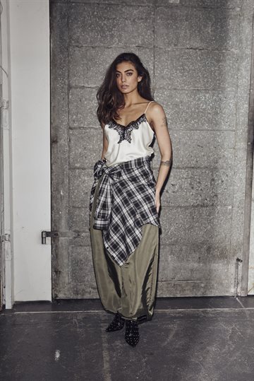 Haute L\' Amitié - Naomi Asym Contrast Lingerie Top - Pearl