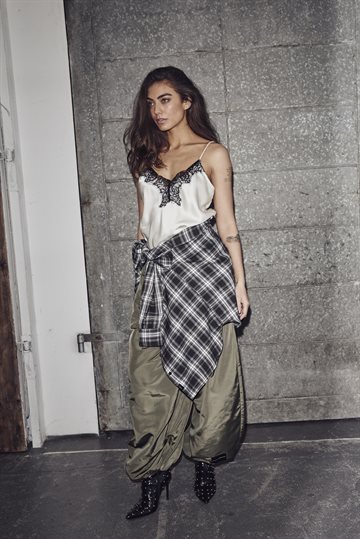 Haute L\' Amitié - Naomi Asym Contrast Lingerie Top - Pearl