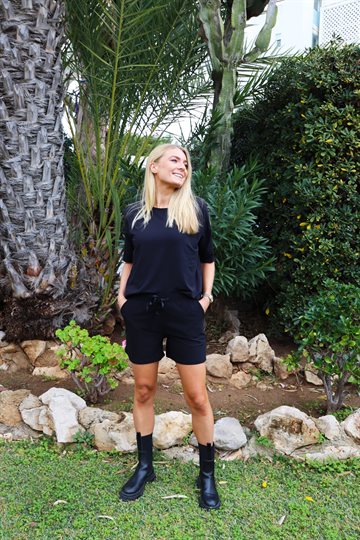 Liberté - Alma T-Shirt - Black