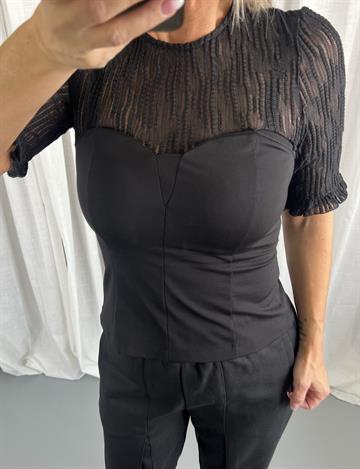 Co\' Couture - Colton Lace Mix Top - Black
