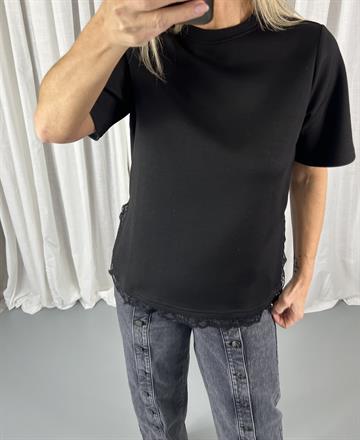 Co\' Couture - Evi Lace Tee - Black