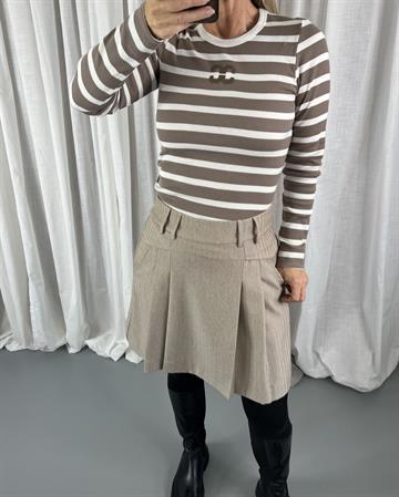 Co\' Couture - Marlo Pocket Pleat Mini Skirt - Sand