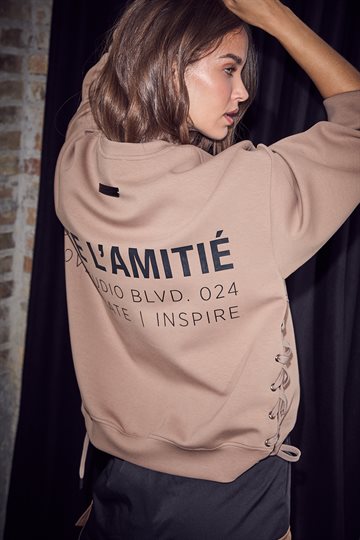Haute L' Amitié - New Studio Tie Sweat - Walnut