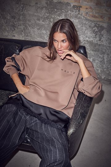 Haute L\' Amitié - Maxi Split Lingerie Sweat - Walnut