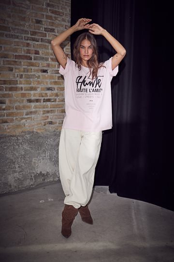 Haute L \' Amitié - Studio Loose Tag Tee - Iced Rose